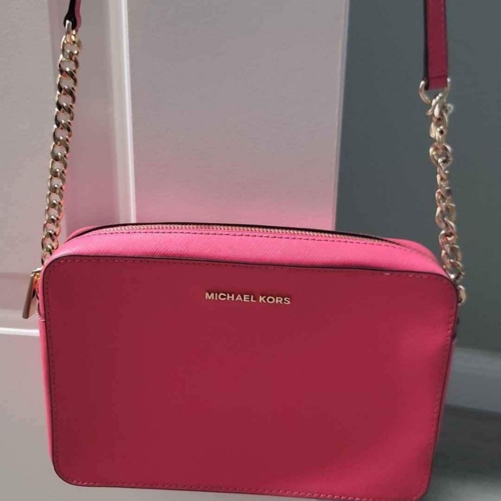 MK PURSE